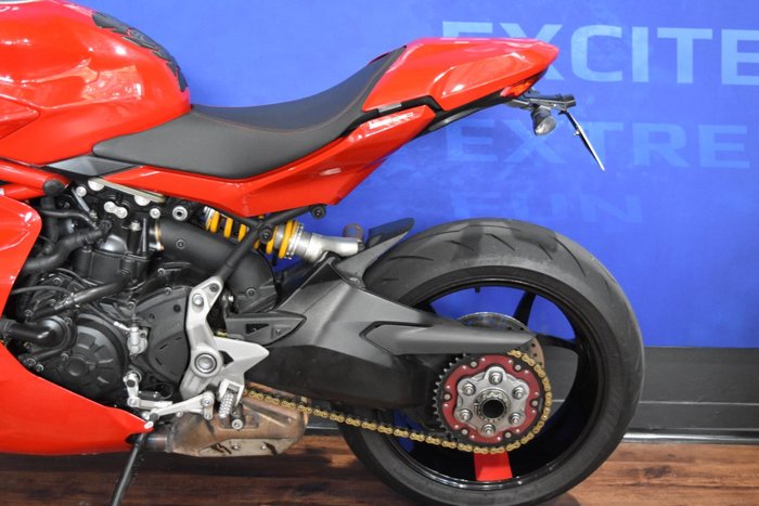2023 Ducati SUPERSPORT 950 S Red