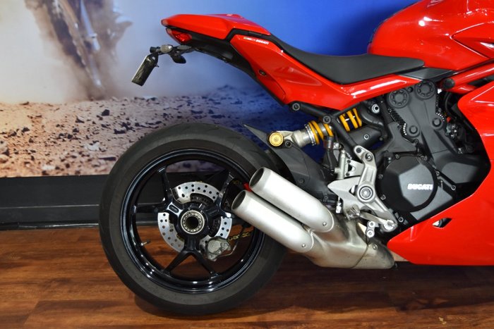 2023 Ducati SUPERSPORT 950 S Red