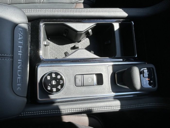 2024 Nissan PATHFINDER TI-L