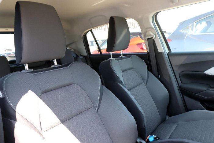 2025 Suzuki Swift Hybrid Plus UZ Premium Silver