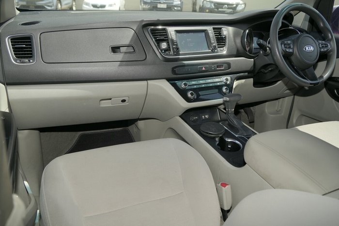 2018 Kia Carnival S