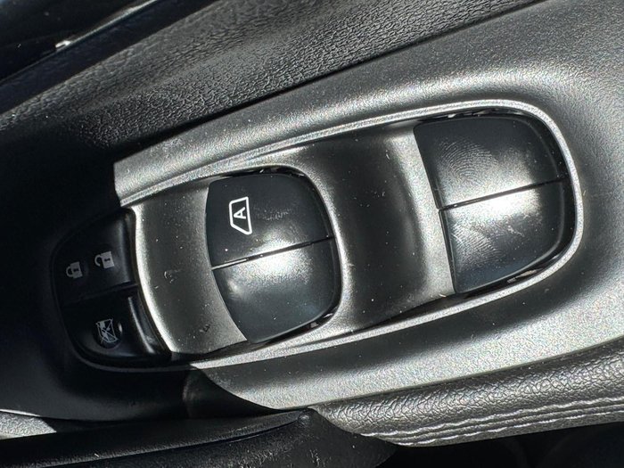 2015 Nissan QASHQAI Ti