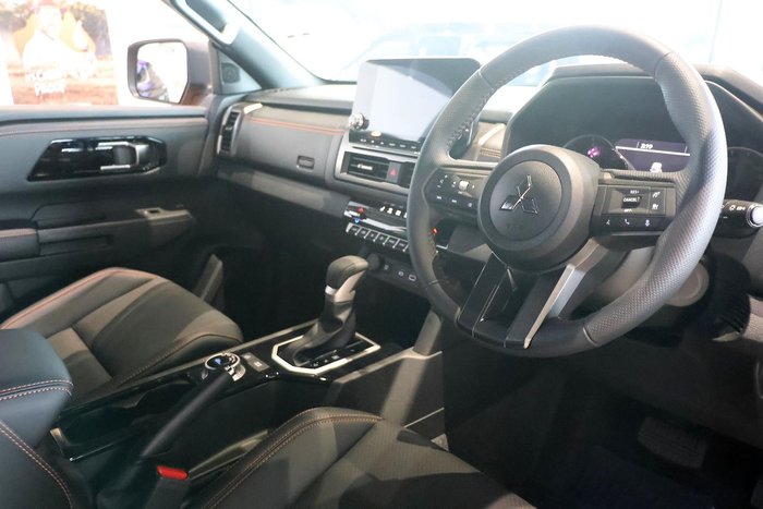 2025 Mitsubishi Triton GSR MV MY25 4X4 Dual Range Yamabuki Orange