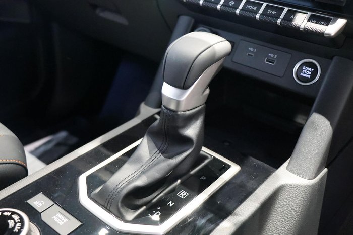 2025 Mitsubishi Triton GSR MV MY25 4X4 Dual Range Yamabuki Orange