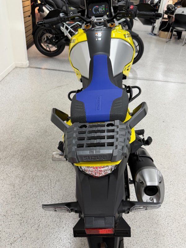 2025 Suzuki V-STROM 1050DE (DL1050RJ) Yellow