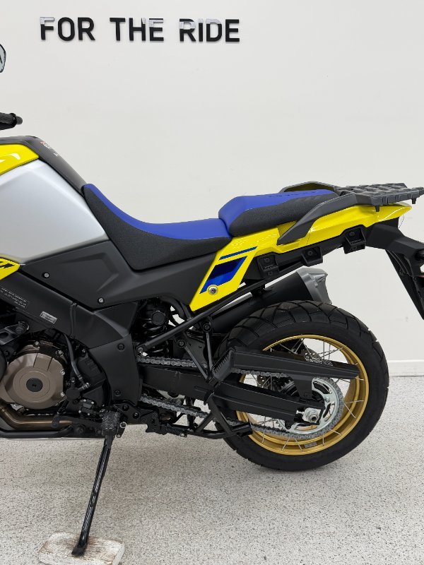 2025 Suzuki V-STROM 1050DE (DL1050RJ) Yellow
