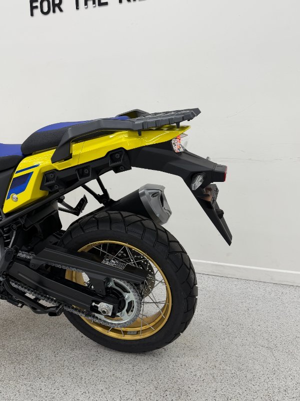 2025 Suzuki V-STROM 1050DE (DL1050RJ) Yellow