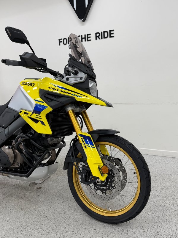 2025 Suzuki V-STROM 1050DE (DL1050RJ) Yellow