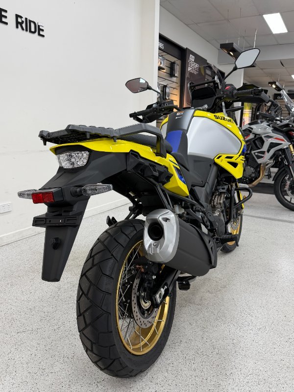 2025 Suzuki V-STROM 1050DE (DL1050RJ) Yellow