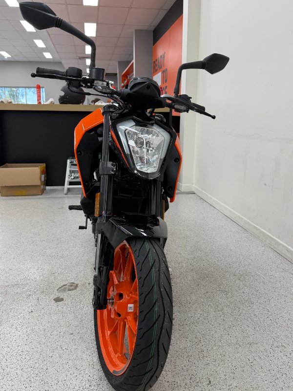 2024 Ktm 200 DUKE (ABS) Orange