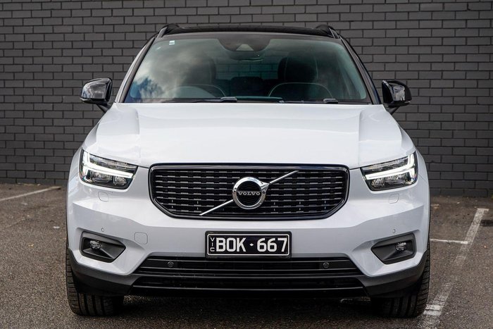 2021 Volvo XC40 T5 R-Design