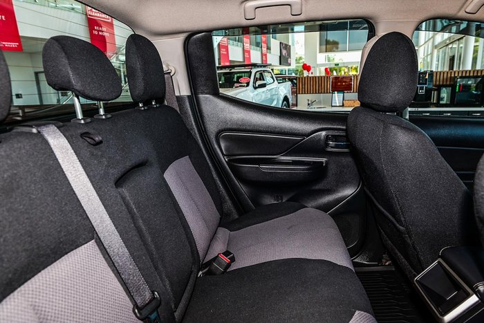 2022 Mitsubishi Triton GLX+