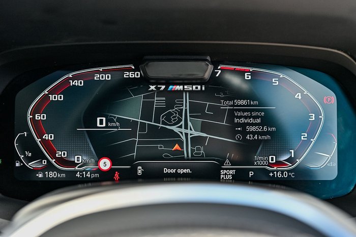 2022 BMW X7 M50i