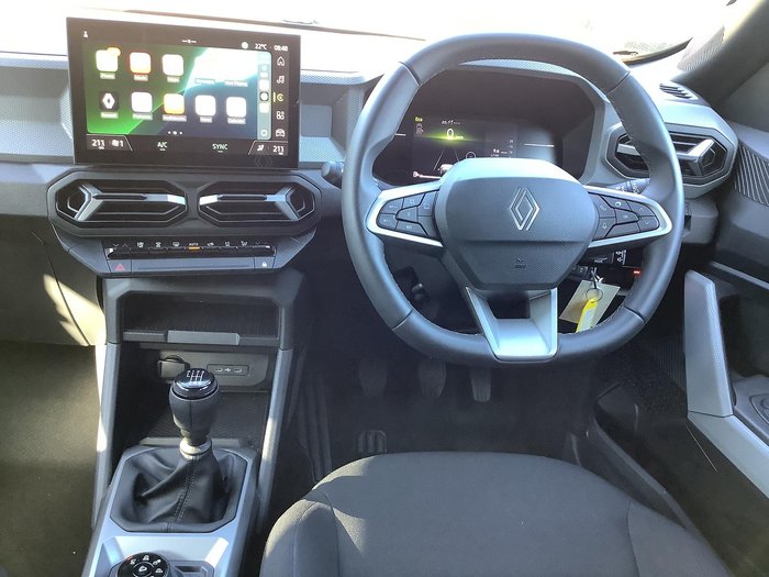 2025 Renault Duster Evolution