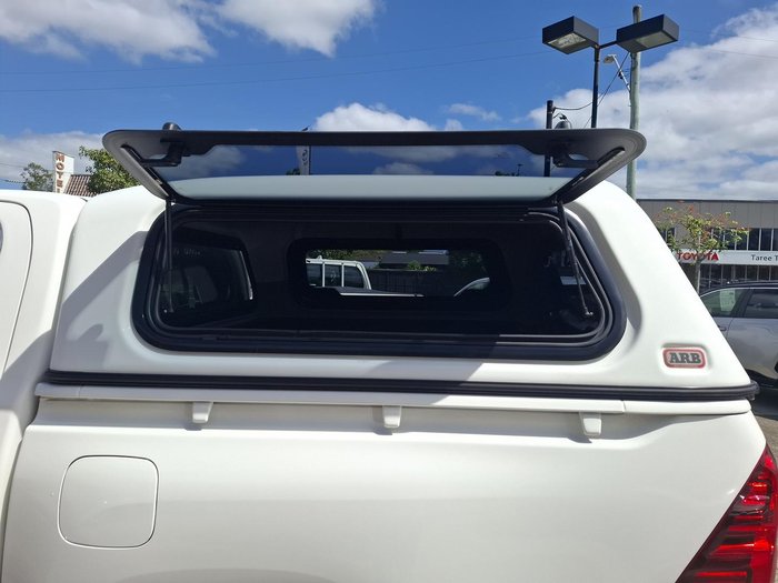 2021 Toyota Hilux SR