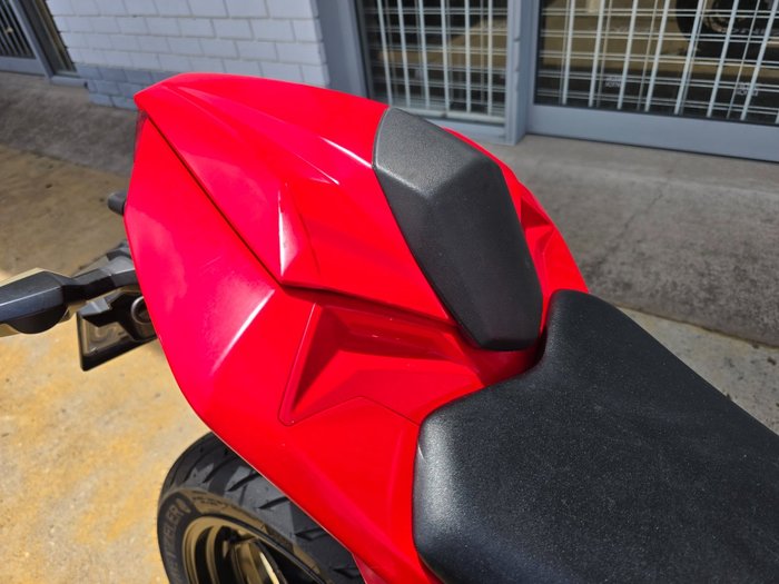 2016 Kawasaki NINJA 300 Red