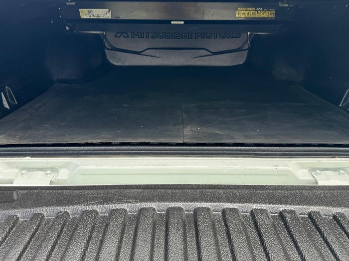 2021 Mitsubishi Triton GLS MR MY22 4X4 Dual Range White