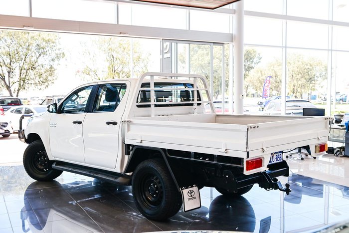 2021 Toyota Hilux SR