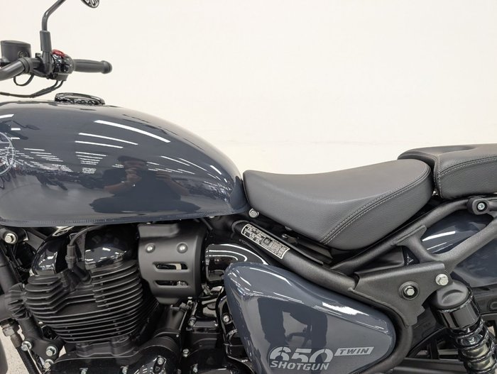2026 Royal Enfield 2026 Royal Enfield 650CC SHOTGUN 650 Road Sheet Metal Grey
