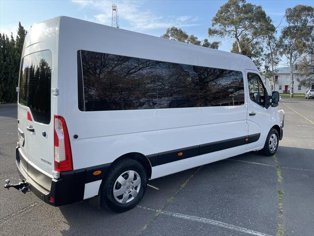2015 Renault Master
