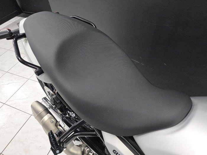 2025 Royal Enfield 2025 Royal Enfield 450CC GUERILLA 450 Road Silver