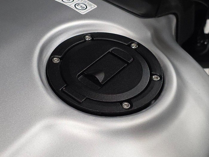 2025 Royal Enfield 2025 Royal Enfield 450CC GUERILLA 450 Road Silver