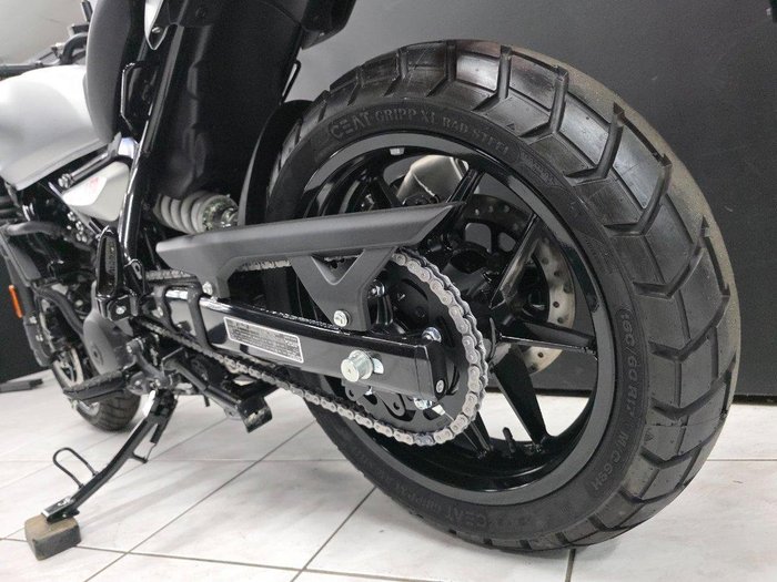 2025 Royal Enfield 2025 Royal Enfield 450CC GUERILLA 450 Road Silver