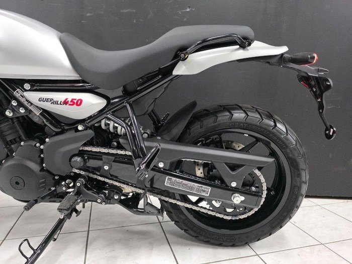 2025 Royal Enfield 2025 Royal Enfield 450CC GUERILLA 450 Road Silver