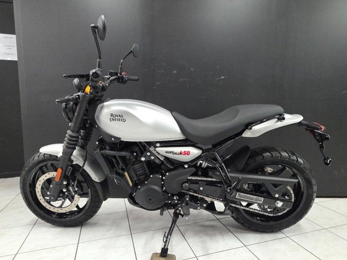 2025 Royal Enfield 2025 Royal Enfield 450CC GUERILLA 450 Road Silver