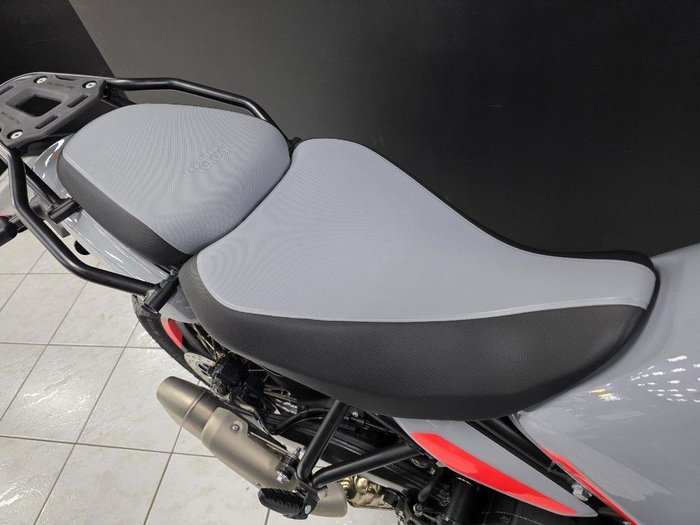 2025 Royal Enfield 2025 Royal Enfield 450CC HIMALAYAN 450 Road Silver