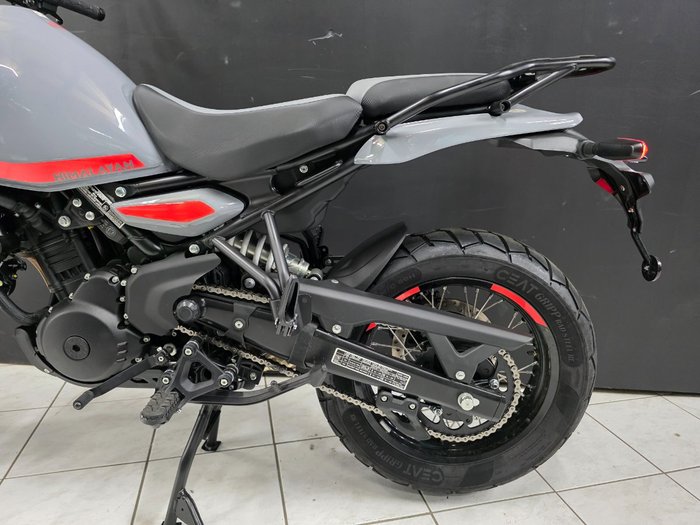 2025 Royal Enfield 2025 Royal Enfield 450CC HIMALAYAN 450 Road Silver