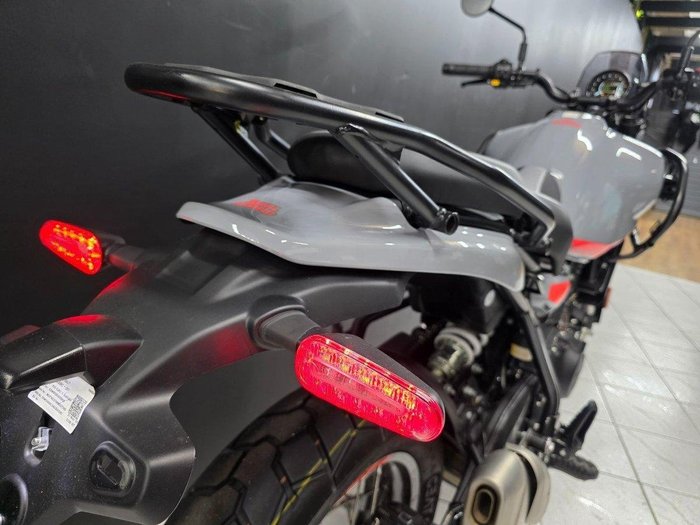 2025 Royal Enfield 2025 Royal Enfield 450CC HIMALAYAN 450 Road Silver