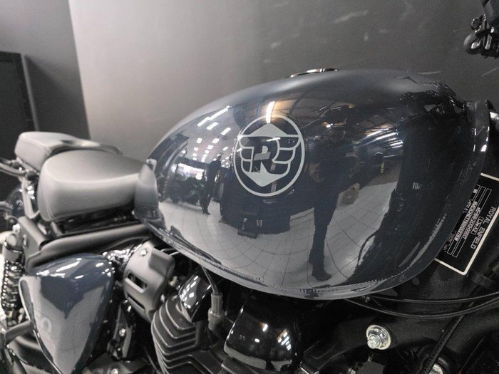 2025 Royal Enfield SHOTGUN 650 Grey