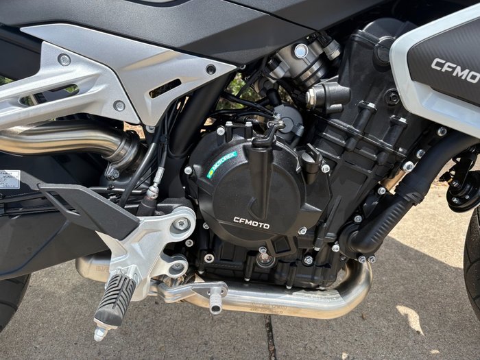 2025 CFMOTO NK ADVANCE AEROLITE G