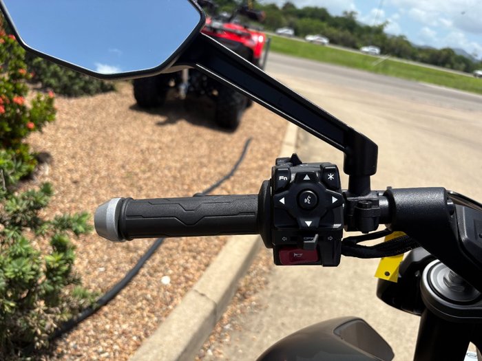 2025 CFMOTO NK ADVANCE AEROLITE G