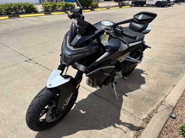 2025 CFMOTO NK ADVANCE AEROLITE G