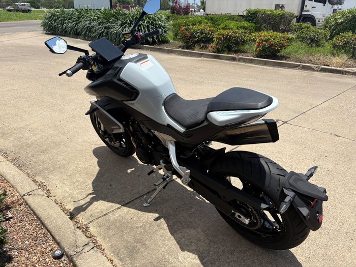 2025 CFMOTO NK ADVANCE AEROLITE G