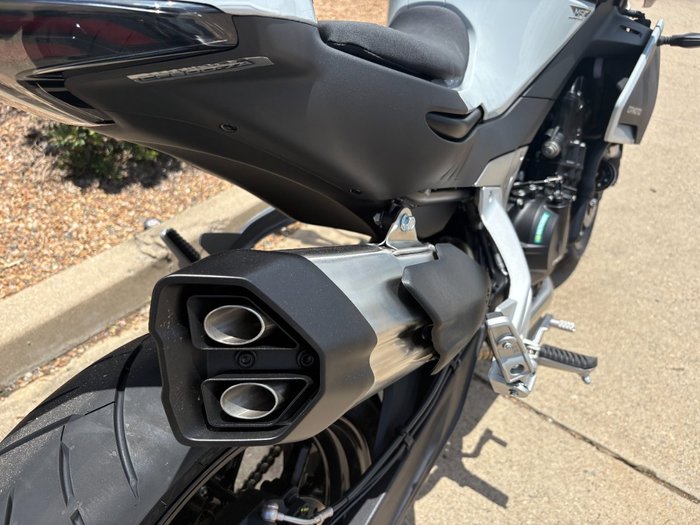 2025 CFMOTO NK ADVANCE AEROLITE G