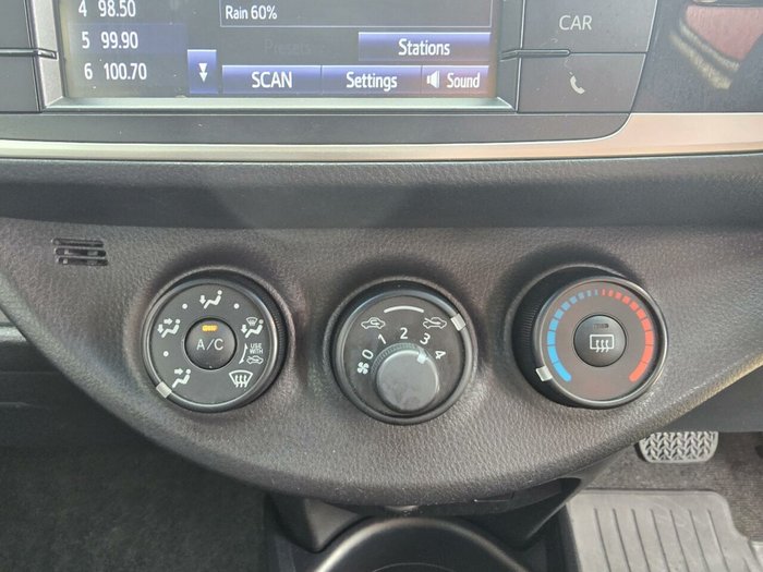 2016 Toyota Yaris Ascent