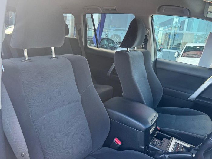 2023 Toyota Landcruiser Prado GXL