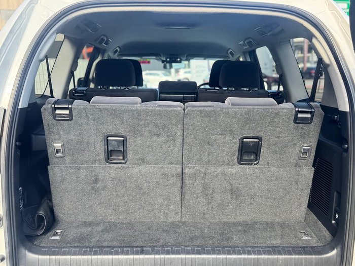 2023 Toyota Landcruiser Prado GXL