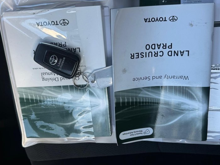 2023 Toyota Landcruiser Prado GXL