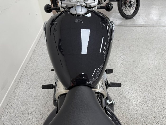 2025 Royal Enfield 2025 Royal Enfield 650CC SUPER METEOR 650 Road