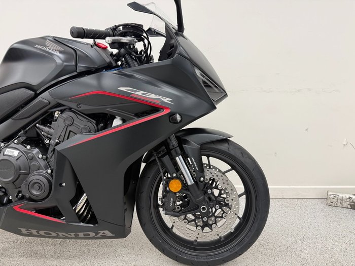 2025 Honda CBR650R Black