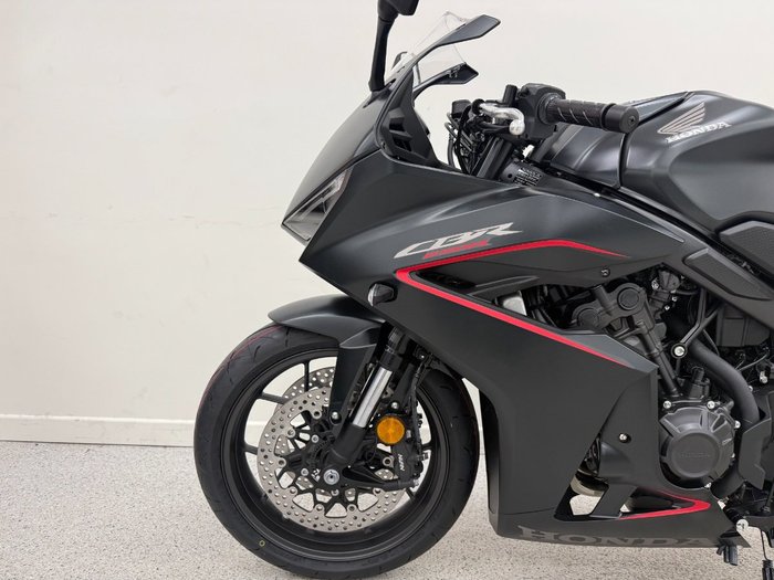 2025 Honda CBR650R Black