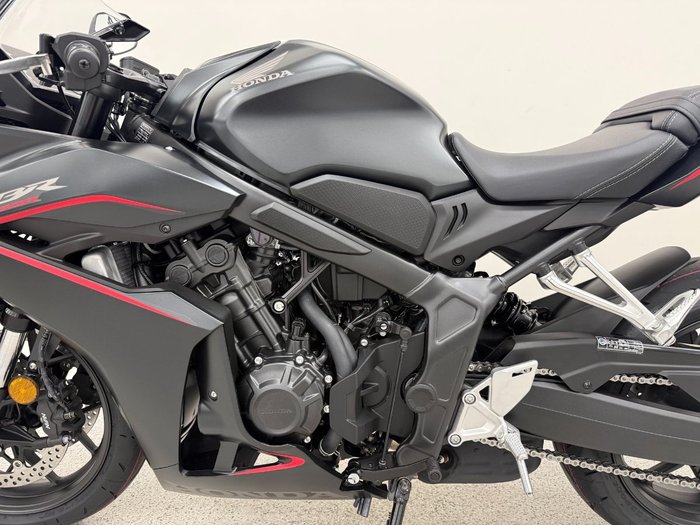 2025 Honda CBR650R Black