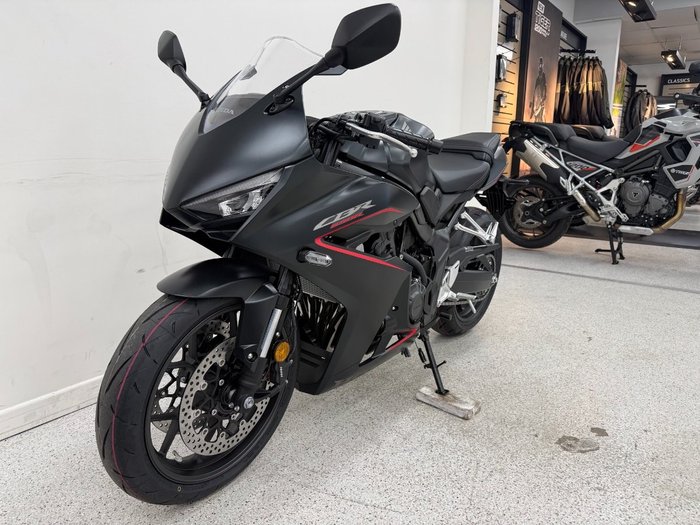 2025 Honda CBR650R Black