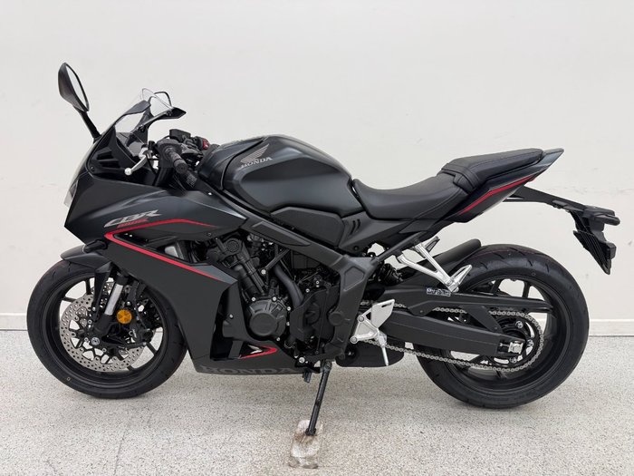 2025 Honda CBR650R Black
