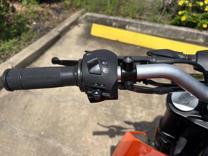 2025 Ktm 200 DUKE (ABS) Orange