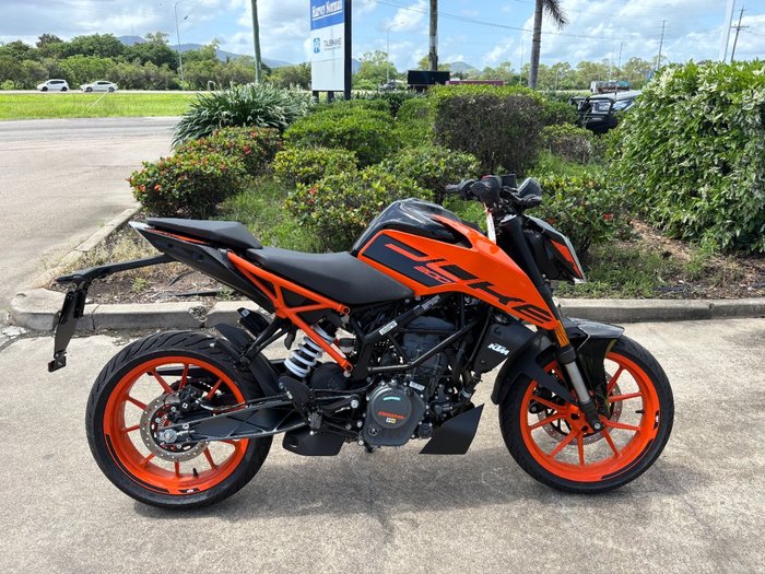2025 Ktm 200 DUKE (ABS) Orange